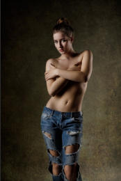Jeans topless covered Bremen Foto